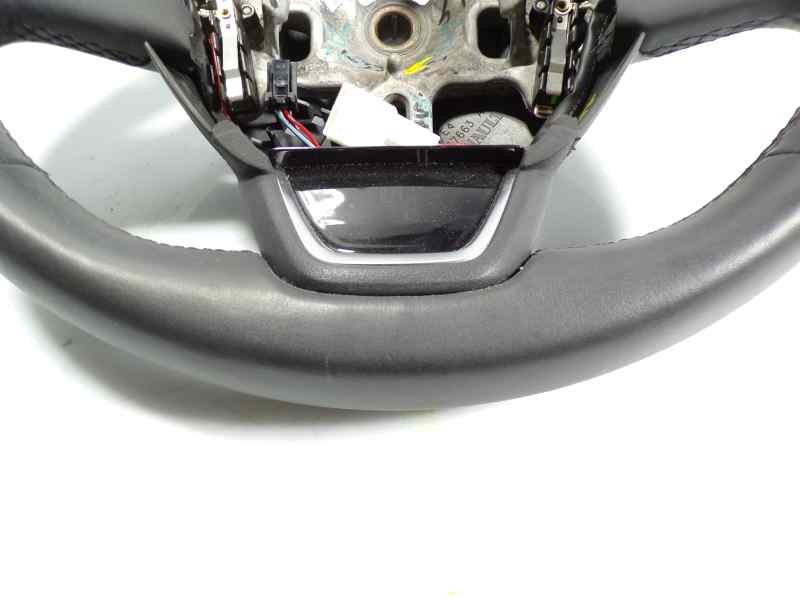 Recambio de volante para renault captur 1.5 dci diesel fap referencia OEM IAM 484000110R  