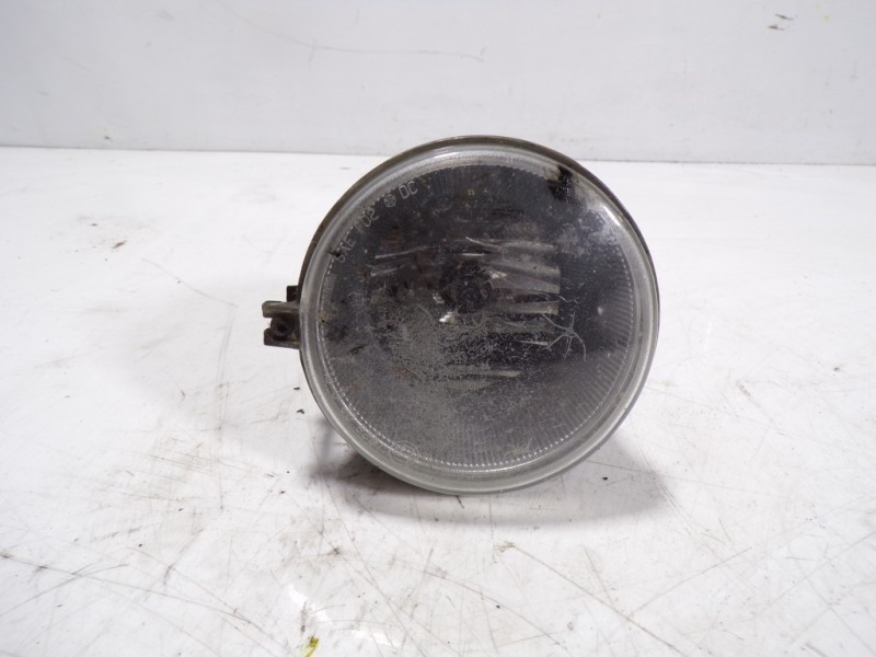 Recambio de faro antiniebla derecho para jeep commander 3.0 v6 crd limited referencia OEM IAM 4805859AA 04805859AA 