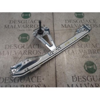 ELEVALUNAS TRASERO DERECHO 