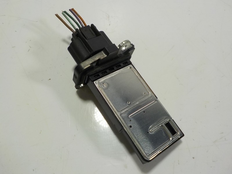 Recambio de caudalimetro para nissan cube (z12) 1.6 16v cat referencia OEM IAM 226807S000  