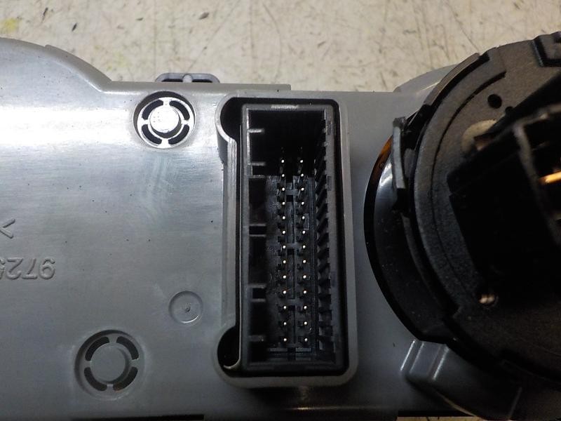 Recambio de mando climatizador para kia cee´d emotion referencia OEM IAM 972501H221EQ 972501H221 