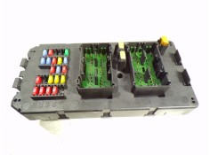 Recambio de caja reles / fusibles para jeep commander 3.0 v6 crd limited referencia OEM IAM 56049915AA 56049915AA 