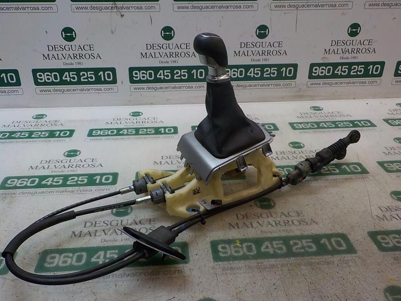 Recambio de palanca cambio para kia cee´d emotion referencia OEM IAM 437001H950  