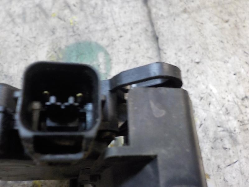 Recambio de cerradura puerta delantera derecha para mitsubishi colt berlina 3 (cz) referencia OEM IAM   