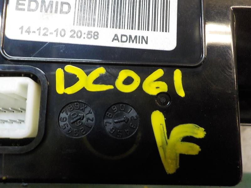 Recambio de pantalla multifuncion para kia cee´d emotion referencia OEM IAM 957101H700 957101H700 