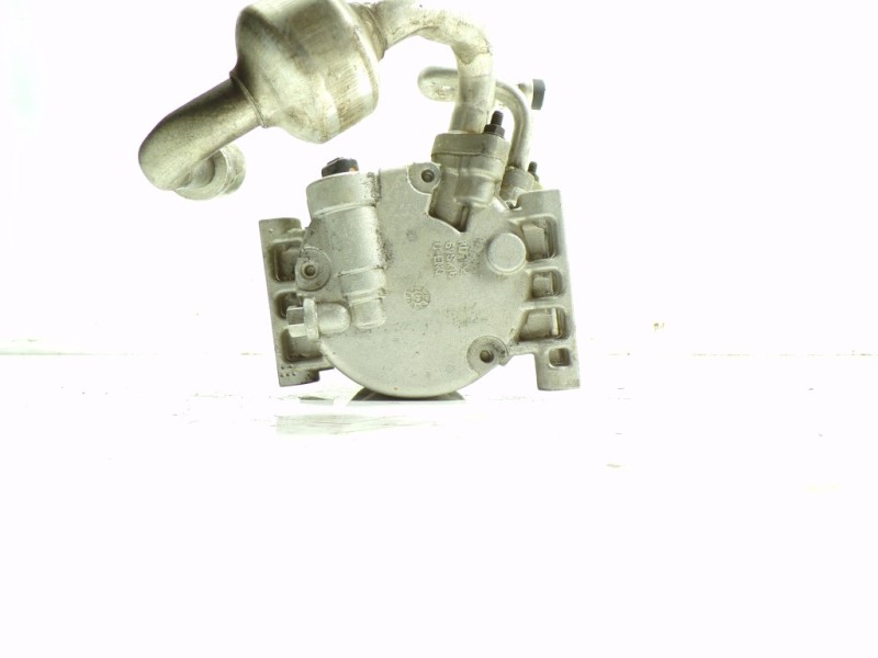 Recambio de compresor aire acondicionado para hyundai tucson essence bluedrive 2wd referencia OEM IAM 97701D7100 97701D7100 F500