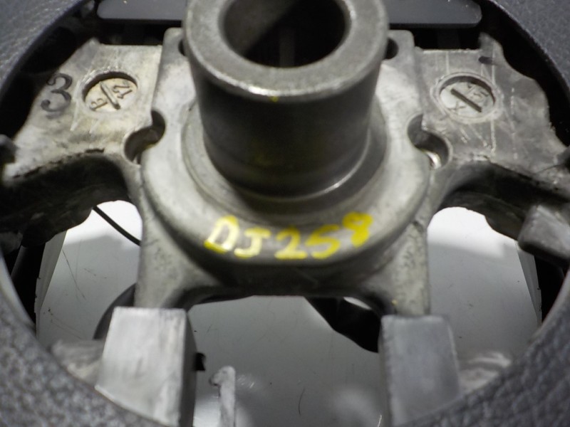 Recambio de volante para nissan x-trail (t32) 1.6 dci turbodiesel cat referencia OEM IAM 484304CB4A  