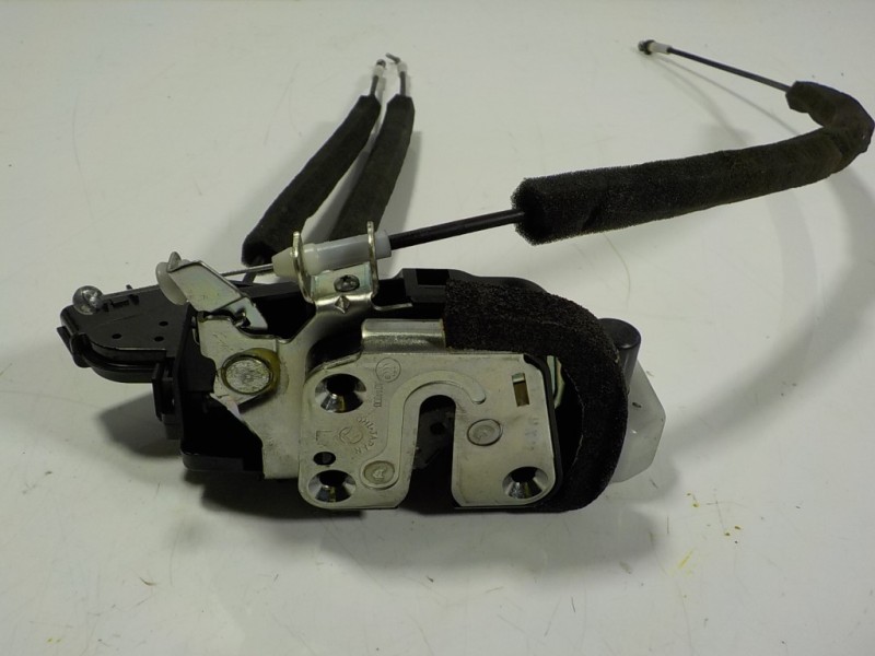 Recambio de cerradura puerta trasera izquierda para nissan cube (z12) 1.6 16v cat referencia OEM IAM 825011FA0B  