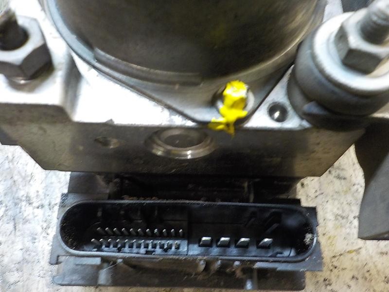 Recambio de abs para renault clio grandtour 1.2 16v referencia OEM IAM   