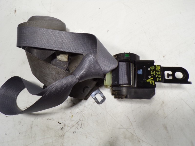 Recambio de cinturon seguridad delantero izquierdo para jeep commander 3.0 v6 crd limited referencia OEM IAM 1CL65BD5AD P1GD07BD