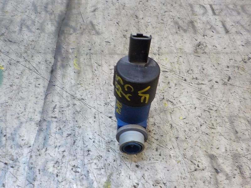 Recambio de bomba limpia para renault clio grandtour 1.2 16v referencia OEM IAM   