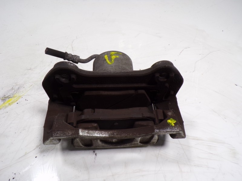 Recambio de pinza freno delantera izquierda para hyundai tucson essence bluedrive 2wd referencia OEM IAM 58180D7A50  