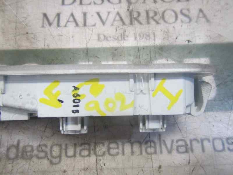 Recambio de piloto interior para dacia lodgy 1.5 dci diesel fap cat referencia OEM IAM 8200074362  