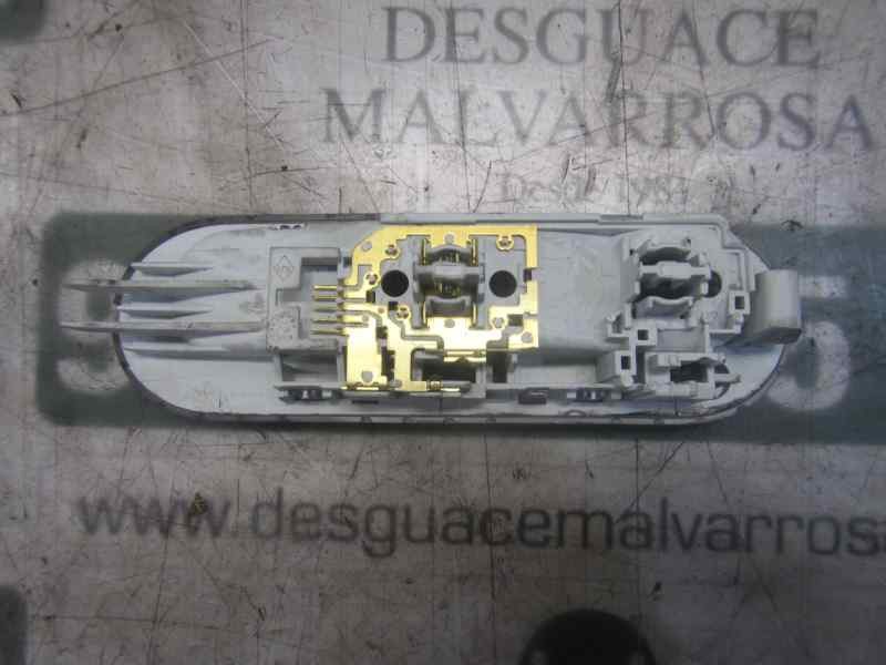 Recambio de piloto interior para dacia lodgy 1.5 dci diesel fap cat referencia OEM IAM 8200074362  