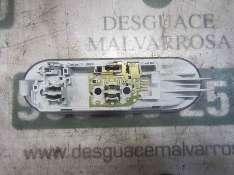 Recambio de piloto interior para dacia lodgy 1.5 dci diesel fap cat referencia OEM IAM 8200074362  