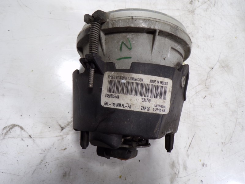 Recambio de faro antiniebla derecho para jeep commander 3.0 v6 crd limited referencia OEM IAM 4805859AA 04805859AA 