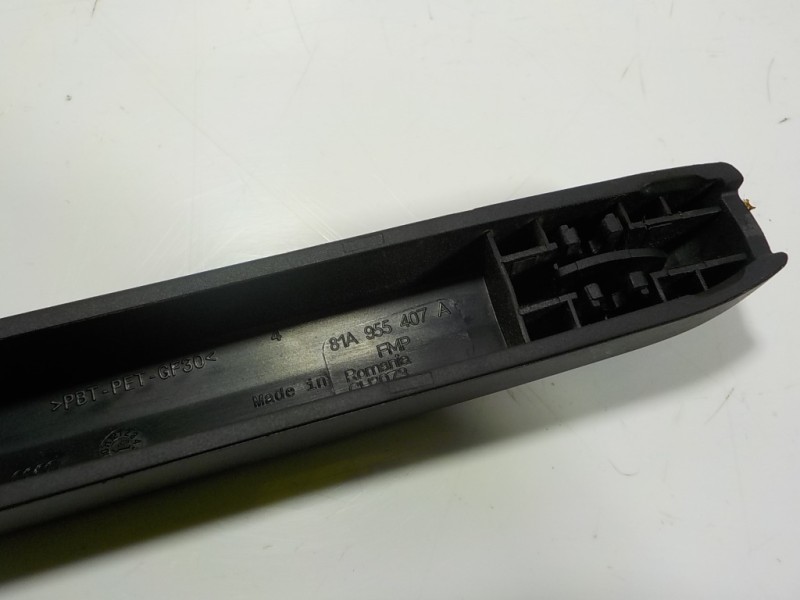 Recambio de brazo limpia trasero para audi a1 sportback (gba) 1.0 tfsi referencia OEM IAM  81A955407A 