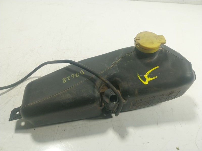 Recambio de deposito limpia para dacia logan ii 1.2 referencia OEM IAM 289101168R 289104583R 