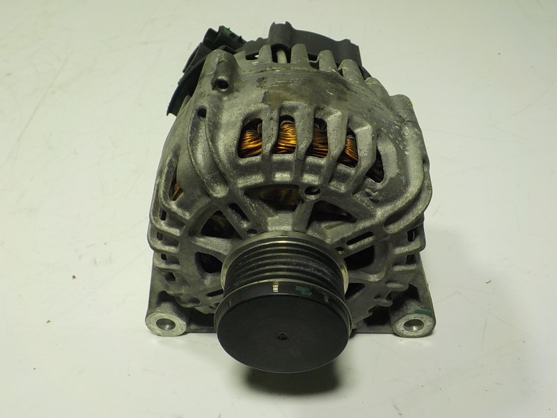Recambio de alternador para peugeot 308 allure referencia OEM IAM  9818677980 