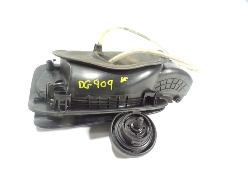 Recambio de tapa combustible para audi q3 (8u) 2.0 tdi (130kw) advance quattro referencia OEM IAM 8U0809906B  