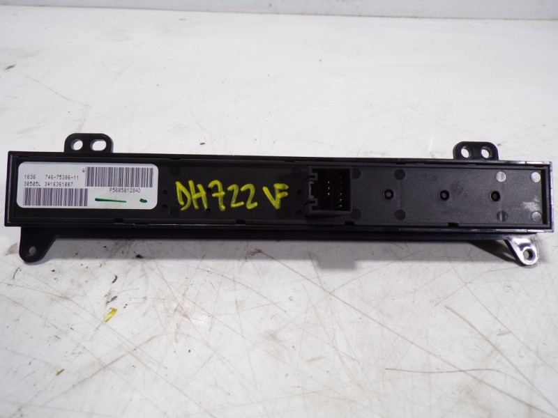 Recambio de modulo electronico para jeep commander 3.0 v6 crd limited referencia OEM IAM 56050128AD P56050128AD 