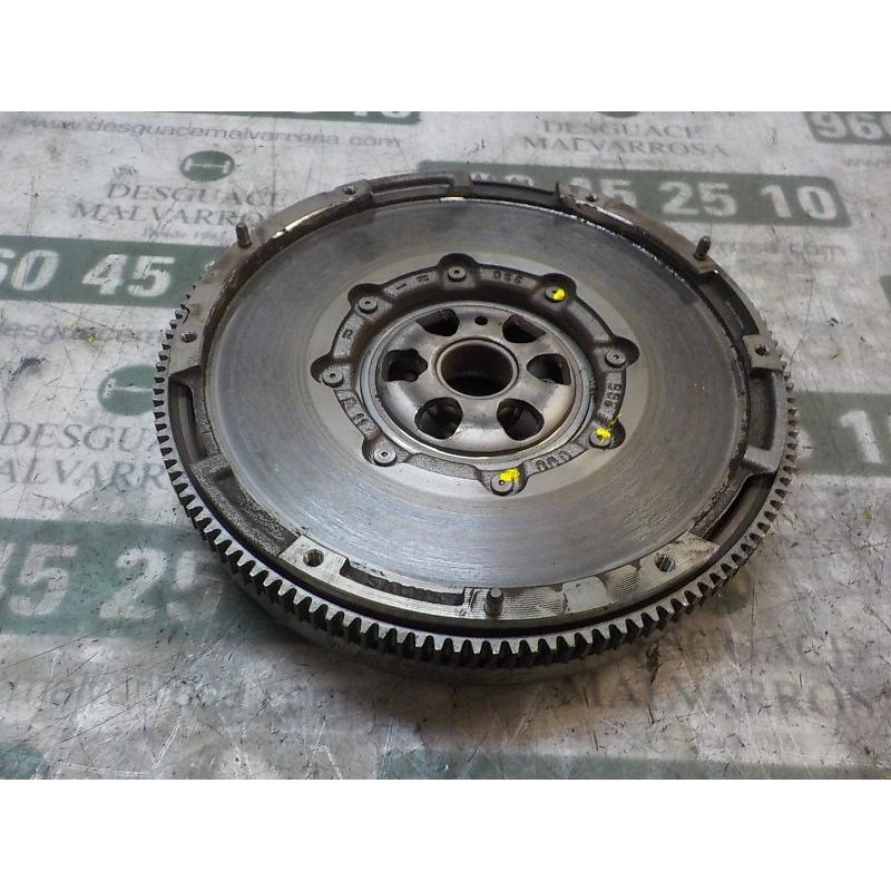 Recambio de volante motor para volkswagen golf vii variant 2.0 tdi referencia OEM IAM 03L105266CC  