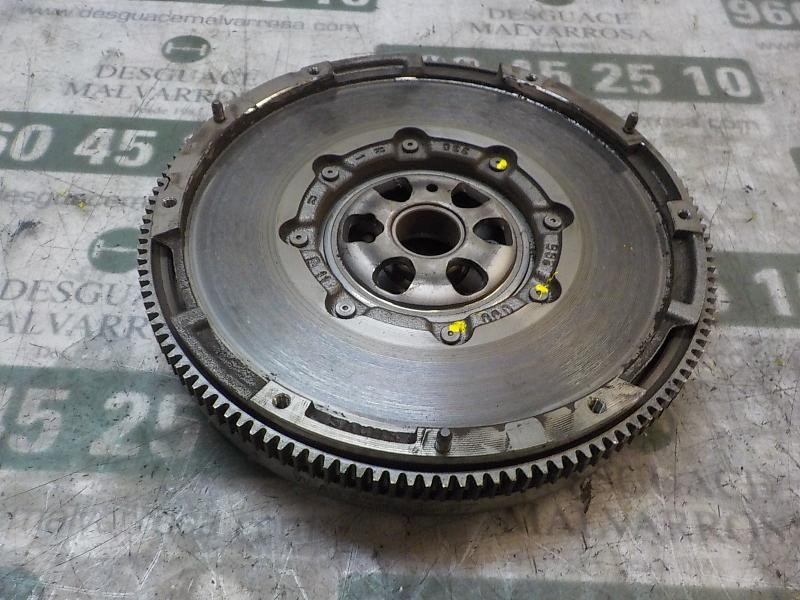 Recambio de volante motor para volkswagen golf vii variant 2.0 tdi referencia OEM IAM 03L105266CC  