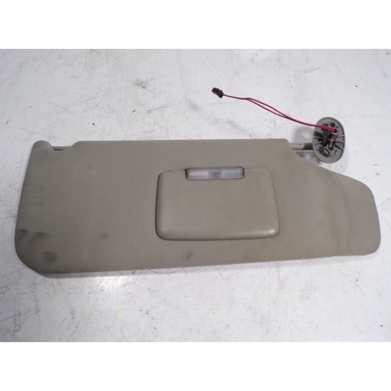 Recambio de parasol derecho para jeep commander 3.0 v6 crd limited referencia OEM IAM 1FB481D1AA  