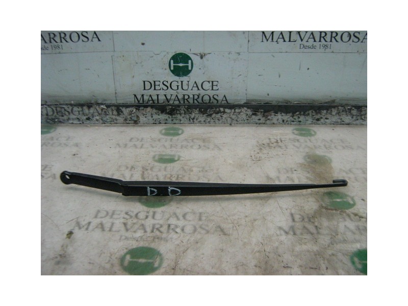 Recambio de brazo limpia delantero derecho para bmw serie 3 berlina (e46) 320d referencia OEM IAM   