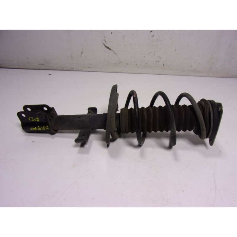 Recambio de amortiguador delantero derecho para renault clio iv 1.5 dci diesel fap referencia OEM IAM   