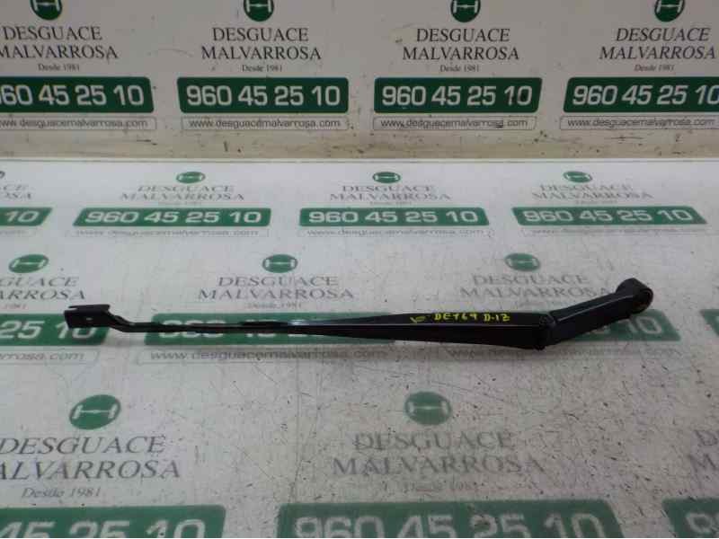 Recambio de brazo limpia delantero izquierdo para toyota c-hr hybrid active referencia OEM IAM 85221F4010  