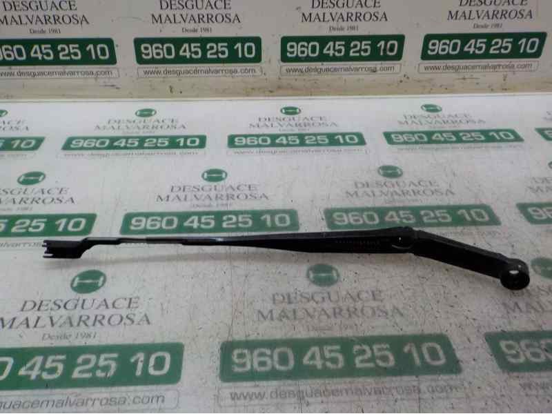 Recambio de brazo limpia delantero izquierdo para toyota c-hr hybrid active referencia OEM IAM 85221F4010  