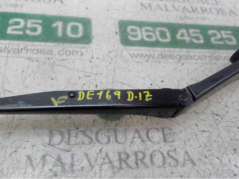 Recambio de brazo limpia delantero izquierdo para toyota c-hr hybrid active referencia OEM IAM 85221F4010  