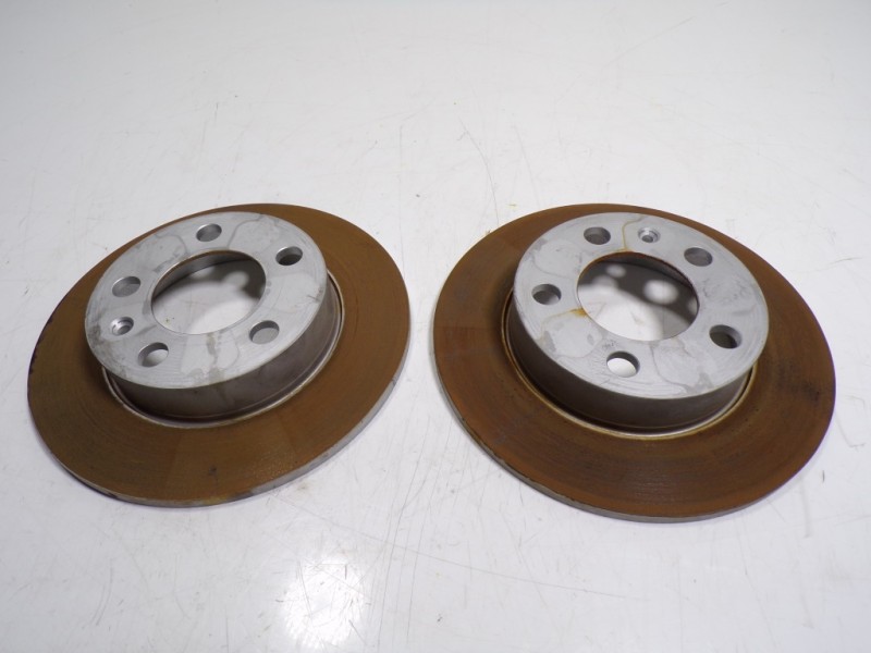 Recambio de disco freno trasero para audi a1 sportback (gba) 1.0 tfsi referencia OEM IAM 2Q0615601H  