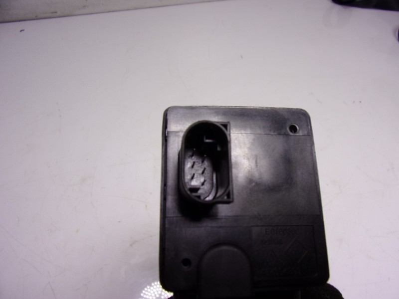 Recambio de antirrobo para renault clio iv 1.5 dci diesel fap referencia OEM IAM  487004399R 