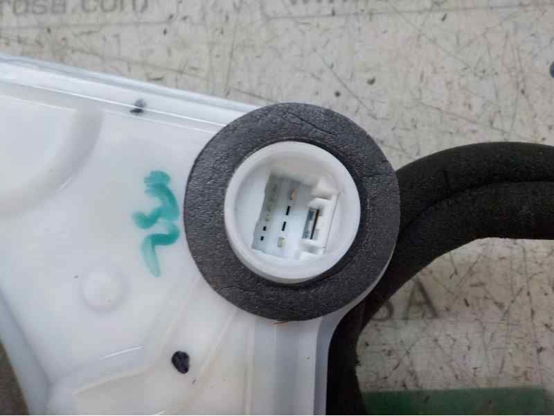 Recambio de cerradura puerta delantera izquierda para toyota c-hr hybrid active referencia OEM IAM 6904002491  