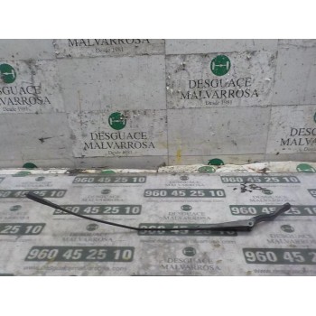 BRAZO LIMPIA DELANTERO DERECHO 