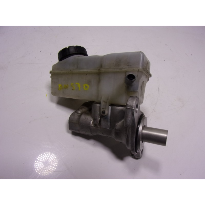 Recambio de bomba freno para renault clio iv 1.5 dci diesel fap referencia OEM IAM   