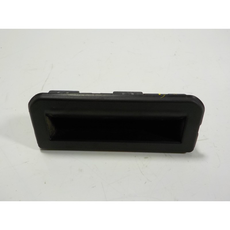 Recambio de maneta porton para audi a1 sportback (gba) 1.0 tfsi referencia OEM IAM 6V0827566 6V082756615S 