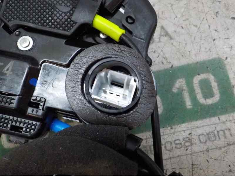Recambio de cerradura puerta trasera izquierda para toyota c-hr hybrid active referencia OEM IAM 69060F4010  