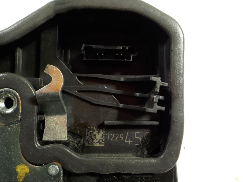 Recambio de cerradura puerta trasera izquierda para bmw serie 3 lim. (f30) 318d referencia OEM IAM 51227229459 7229459 
