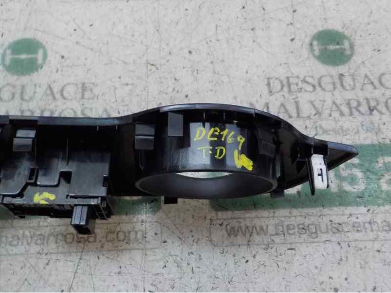 Recambio de mando elevalunas trasero derecho para toyota c-hr hybrid active referencia OEM IAM 84810F4030  