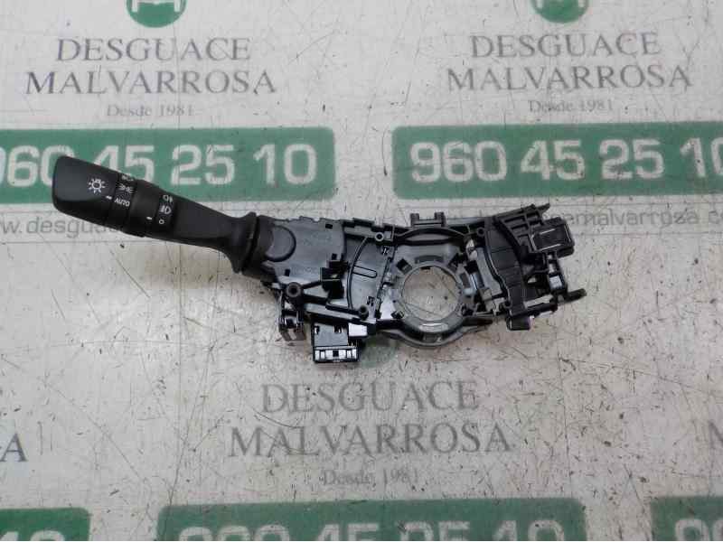 Recambio de mando luces para toyota c-hr hybrid active referencia OEM IAM 84140F4050 F405017J591 