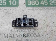 Recambio de mando multifuncion para toyota c-hr hybrid active referencia OEM IAM 8415202080   2