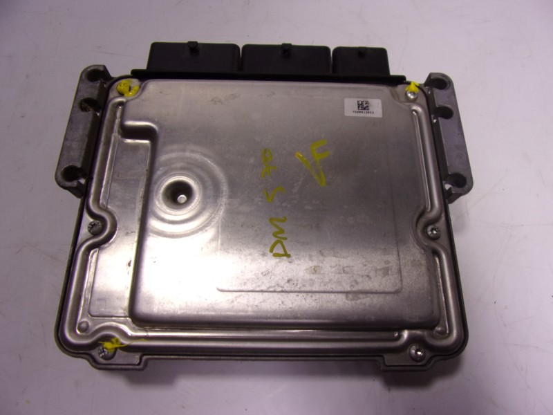 Recambio de centralita motor uce para renault clio iv 1.5 dci diesel fap referencia OEM IAM  237106319R 