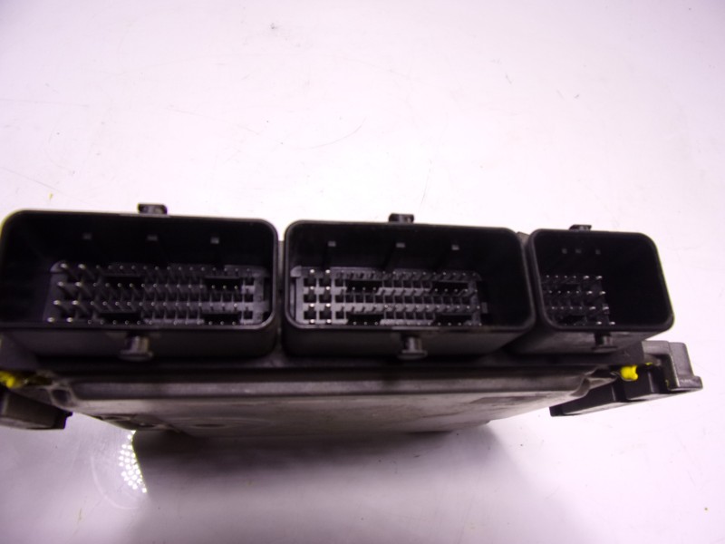 Recambio de centralita motor uce para renault clio iv 1.5 dci diesel fap referencia OEM IAM  237106319R 