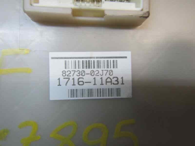 Recambio de caja reles / fusibles para toyota auris 1.4 turbodiesel cat referencia OEM IAM 8273002K30 8273002J70 