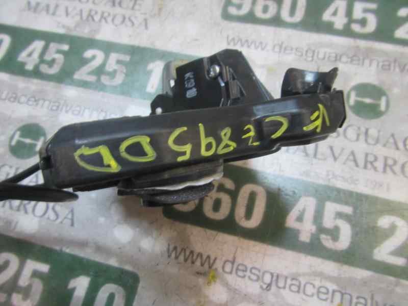 Recambio de cerradura puerta delantera derecha para toyota auris 1.4 turbodiesel cat referencia OEM IAM 6903002220  