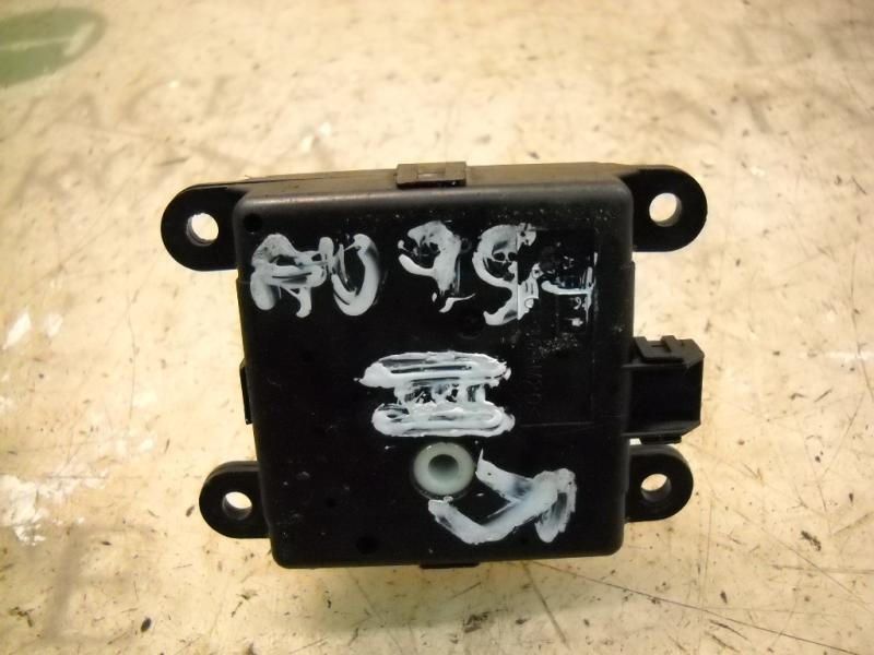 Recambio de motor apertura trampillas climatizador para nissan almera (n16/e) line up referencia OEM IAM   