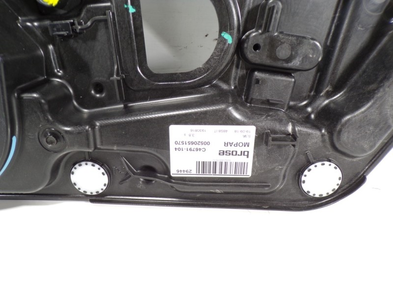 Recambio de elevalunas trasero izquierdo para jeep renegade limited 4x2 referencia OEM IAM 52065157 520651570 